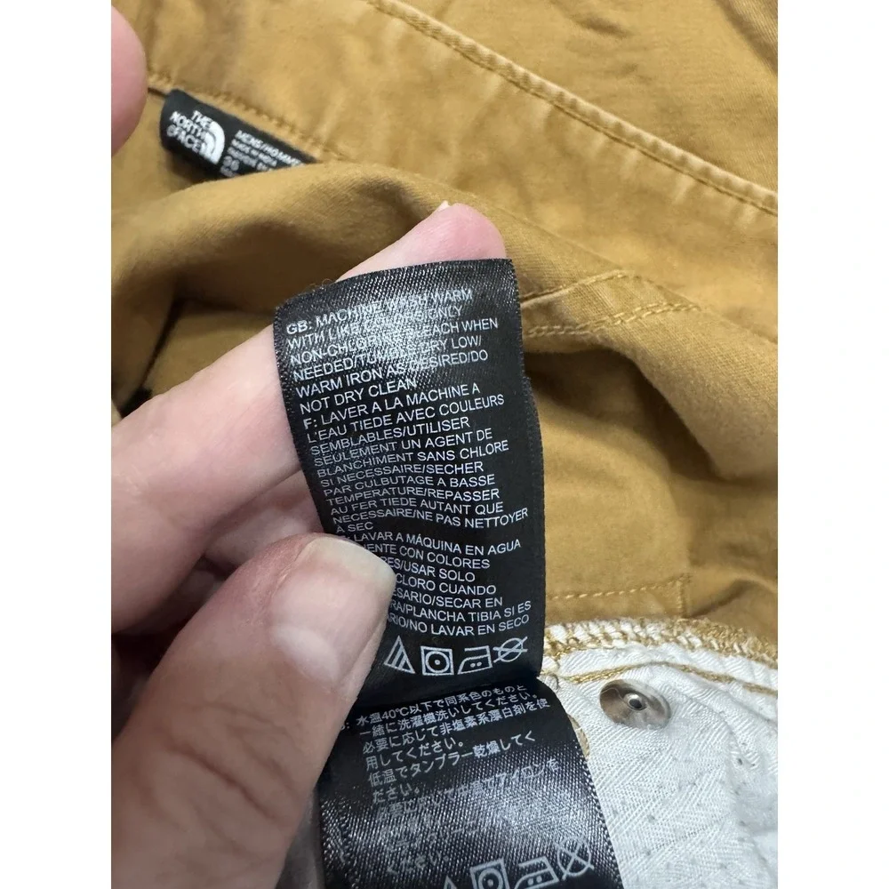 The North Face Men's Size 36x30 Khaki Chino Casual Hiking Pants Outdoor